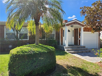 22020 San Miguel St, Woodland Hills, CA 91364 - photo 2