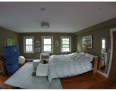 175 Babcock St unit 3, Brookline, MA 02446 - photo 3