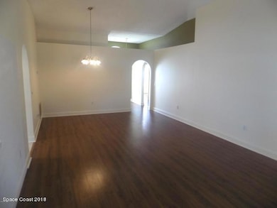 Spacious living/dining