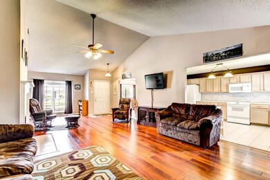 1111 Zachary Dr, Slidell, LA 70461 - photo 2