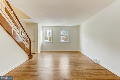 72 Suburban Ln, Upper Darby, PA 19082 - photo 6