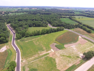 L17 S Forest View Dr, Beloit, WI 53511 - photo 4