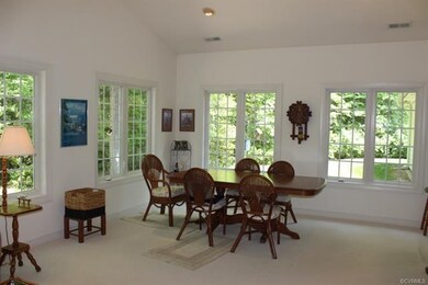 Eating area in sun room off kitchen