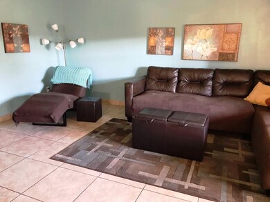 7 - Family Room
