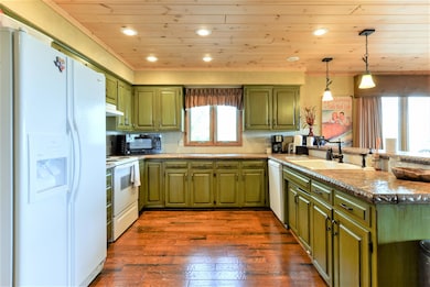 572 Fox Fire Knoll Dr, Kimberling City, MO 65686 - photo 3