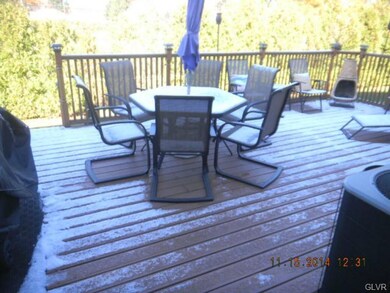 5571 Stonecroft Ln, Allentown, PA 18106 - photo 5