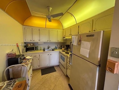 227 Preston F unit 227 F, Boca Raton, FL 33434 - photo 5