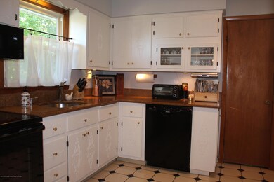 PORT MON 6A Mercer KITCHEN 4