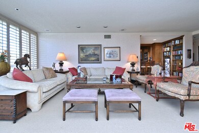 339 N Palm Dr unit 404, Beverly Hills, CA 90210 - photo 5