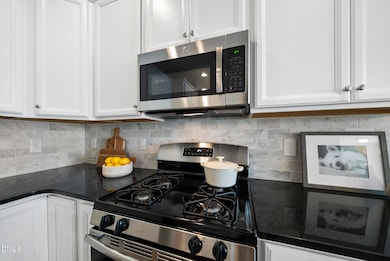 115 Bowerbank Ln, Apex, NC 27539 - photo 4