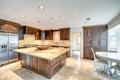 302 Vanderpool Ln, Houston, TX 77024 - photo 7