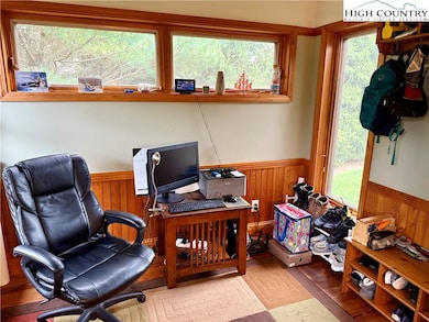 211 Apple Way, Blowing Rock, NC 28605 - photo 7