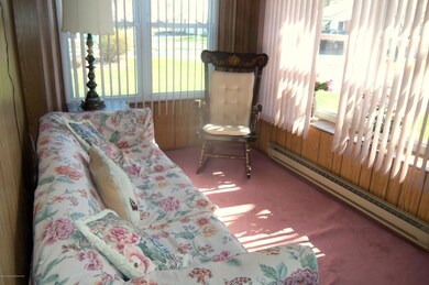 13b Monticello enclosed porch