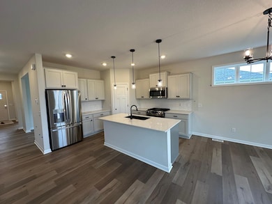 1848 Archer St, Shakopee, MN 55379 - photo 2