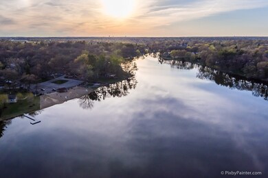 306 Locust St, Lake In the Hills, IL 60156 - photo 2