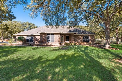 108 Woody Creek Dr, Springtown, TX 76082 - photo 4