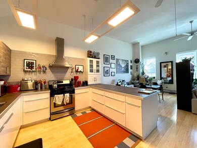 225 New York Ave unit 5, Jersey City, NJ 07307 - photo 3