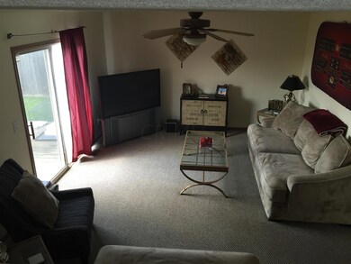 Family room-3