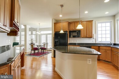 3313 Dondis Creek Dr, Triangle, VA 22172 - photo 6