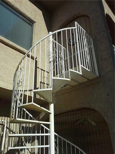 11248 Enid Wilson Ln unit 11248, El Paso, TX 79936 - photo 4