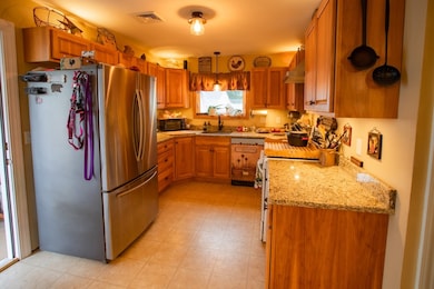 48 Farm St, Woonsocket, RI 02895 - photo 6