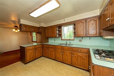 735 Fairmont Rd, Riegelsville, PA 18077 - photo 7