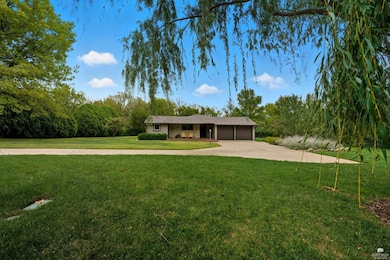 2415 Lookout Dr, Manhattan, KS 66502 - photo 3