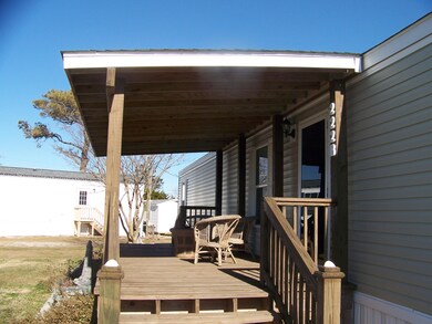 222 Mobile Dr unit B, Atlantic Beach, NC 28512 - photo 4
