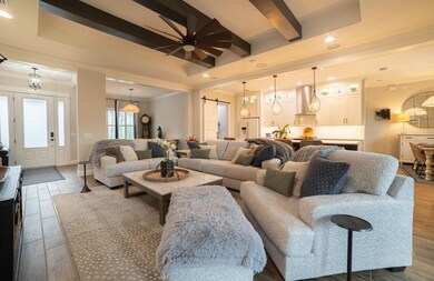 Crossbill (12 of 26)