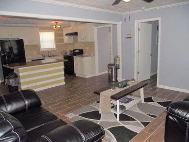 3422 S Kensington5