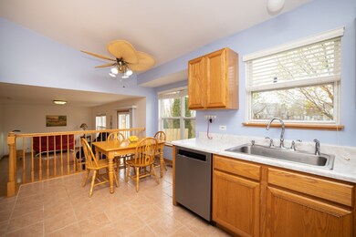 1728 N Baldwin Ave, Waukegan, IL 60085 - photo 7