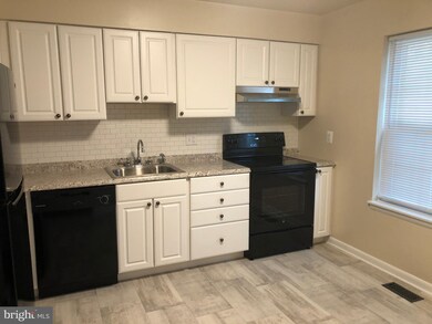 32 Castlebar Ct, Lutherville Timonium, MD 21093 - photo 3