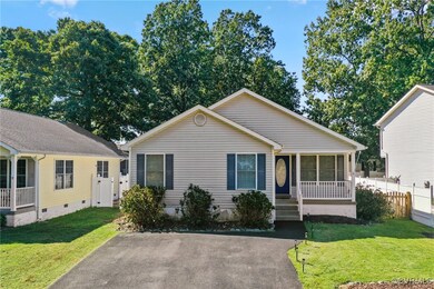 1008 Middleton St, Colonial Beach, VA 22443 - photo 2