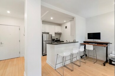 Parris Landing unit 4102, Charlestown, MA 02129 - photo 5