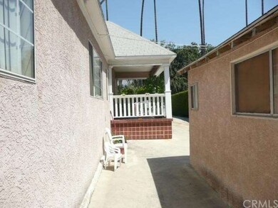 patio/porch view. 