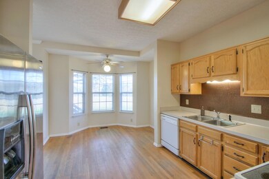 Eat in Kitchen nook with a view!