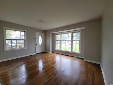 1305 Court St, Columbus, IN 47201 - photo 4