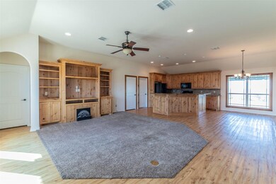 930 Private Road 3171, Decatur, TX 76234 - photo 4