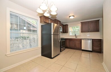 509 Caplin St, Houston, TX 77022 - photo 7