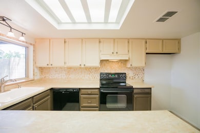 3018 W Wagoner Rd, Phoenix, AZ 85053 - photo 6