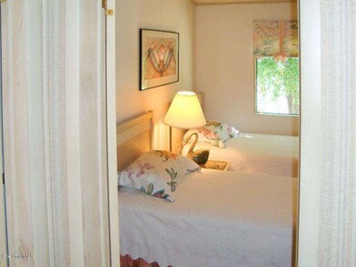 832 Periwinkle - Guest Bedroom 2.jpg