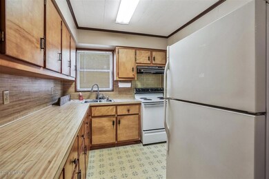 8533 Eaton Ave, Jacksonville, FL 32211 - photo 5