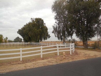 18714 W Elm St, Litchfield Park, AZ 85340 - photo 4