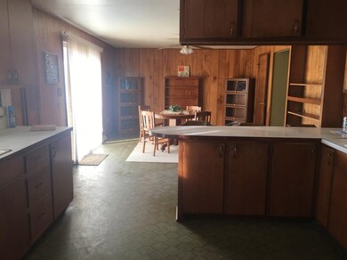 1207 S Madison St, Hugoton, KS 67951 - photo 7