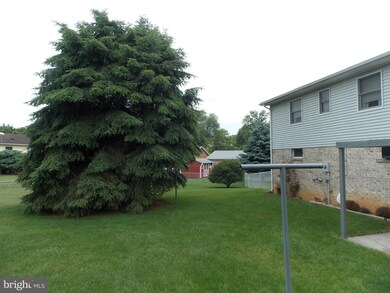 1408 Outer Ct, Hagerstown, MD 21742 - photo 3