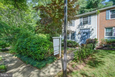 11531 Ivy Bush Ct, Reston, VA 20191 - photo 2