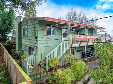 2455 Queen Anne Ave N, Seattle, WA 98109 - photo 4