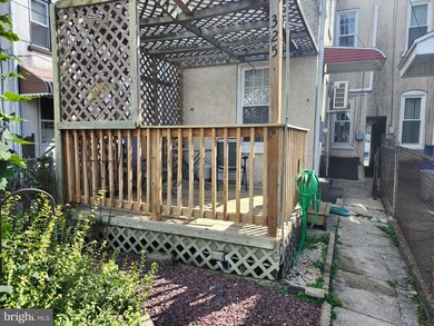 325 Spruce St, West Reading, PA 19611 - photo 5