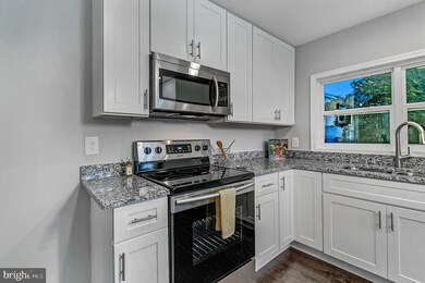 336 Cokeland S, Laurel, MD 20724 - photo 7