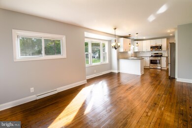 731 Green Mount Ave, Woodbury, NJ 08096 - photo 4